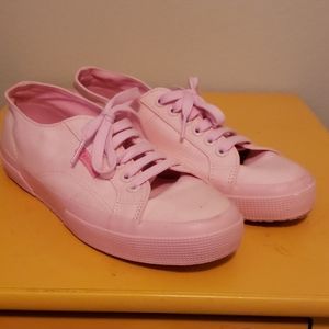 Light Pink Superga Women's Sneakers!